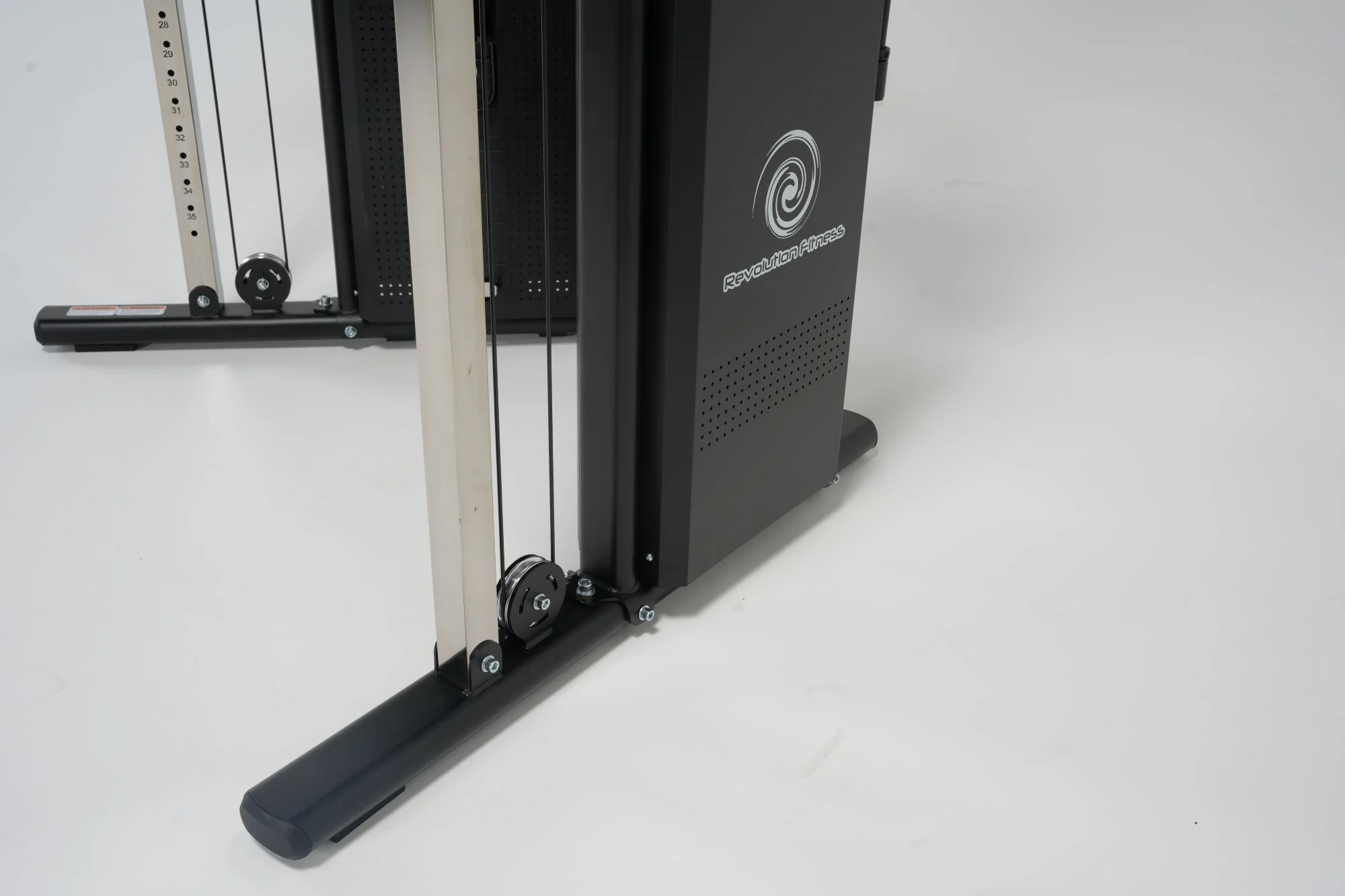REVOLUTION RFT600 FUNCTIONAL TRAINER - Image 4