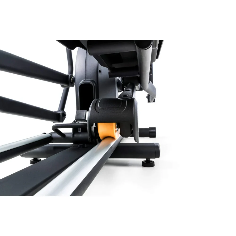 SOLE E20 ELLIPTICAL CROSS TRAINER - Image 4